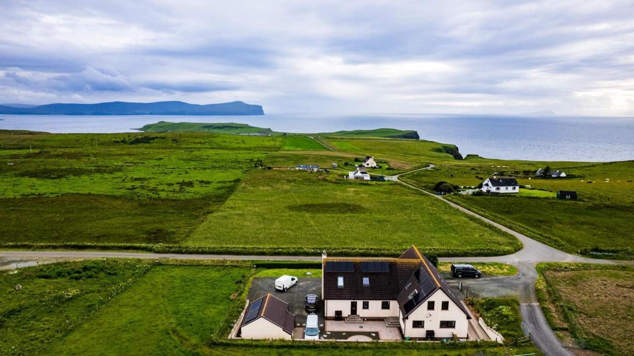 Trumpan Cottage Exterior photo